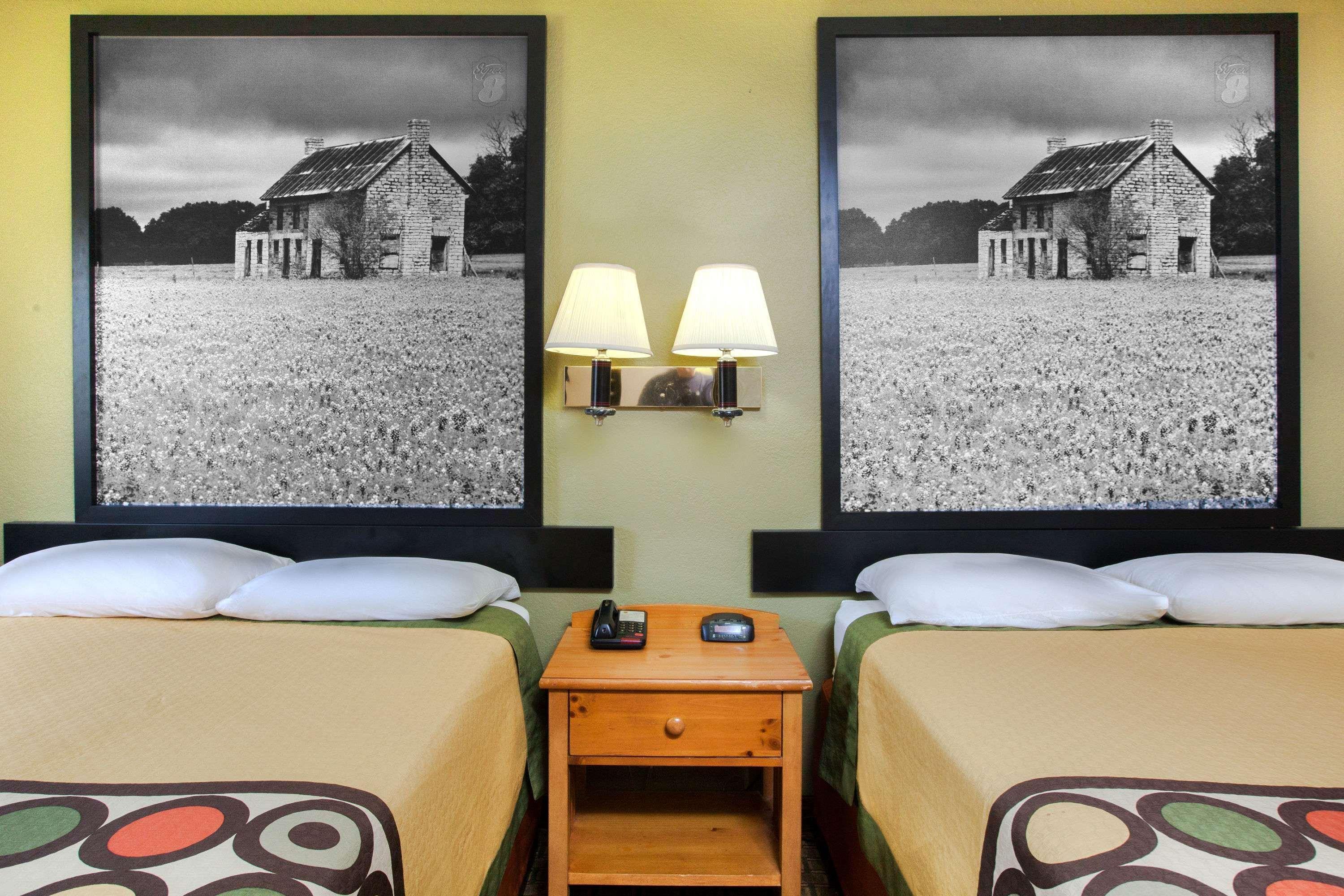 Super 8 By Wyndham Sherman Extérieur photo